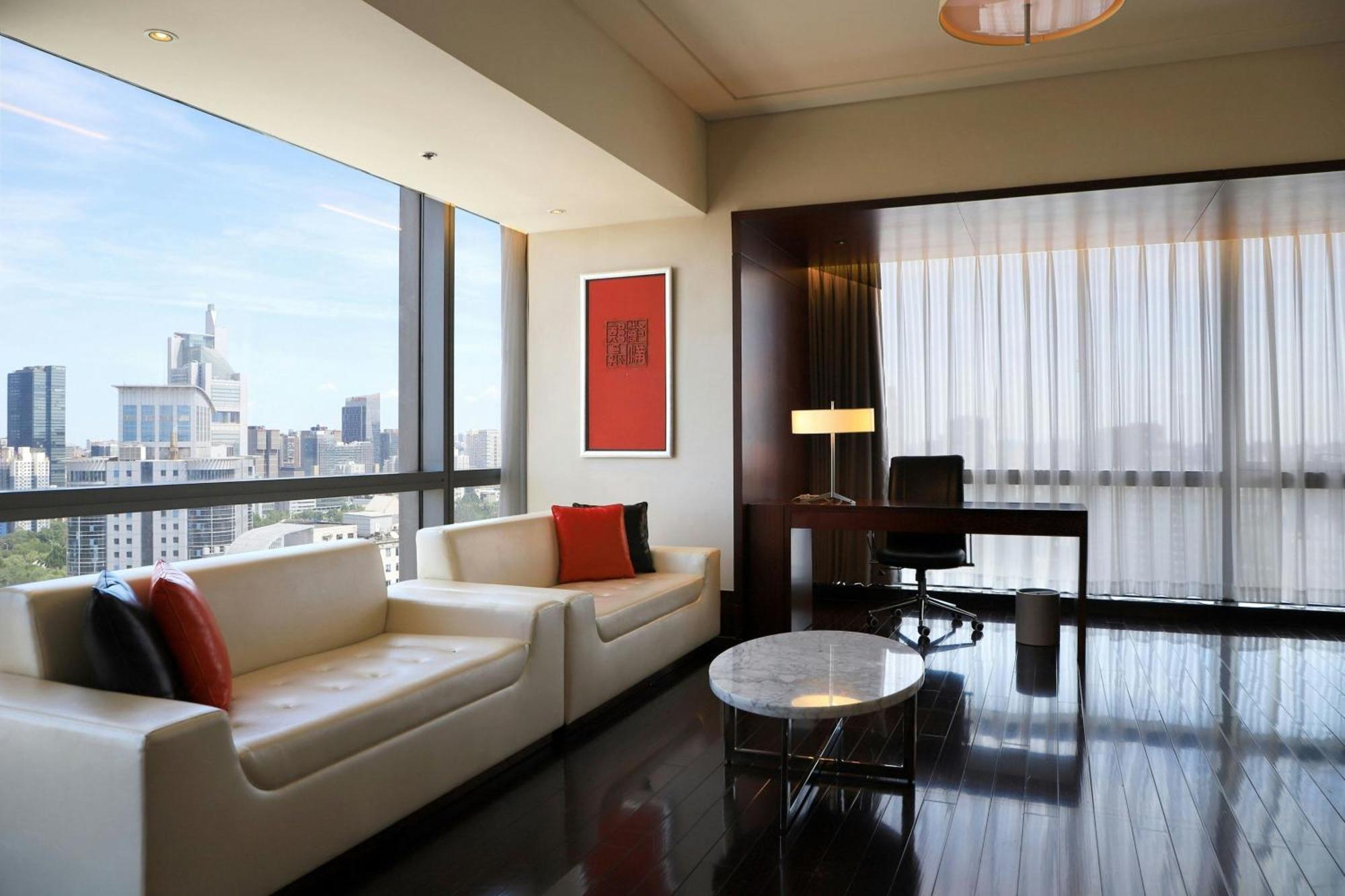 Renaissance Beijing Capital Hotel Экстерьер фото