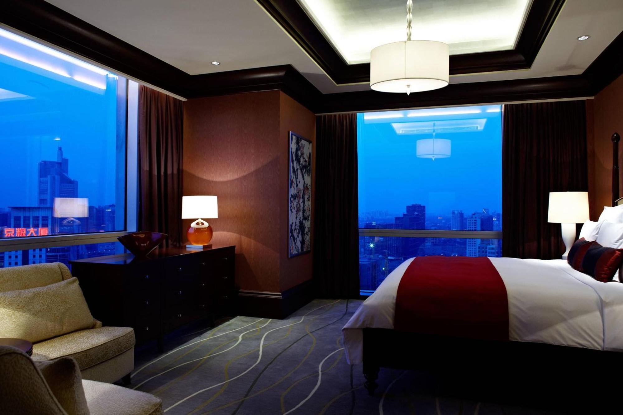 Renaissance Beijing Capital Hotel Экстерьер фото