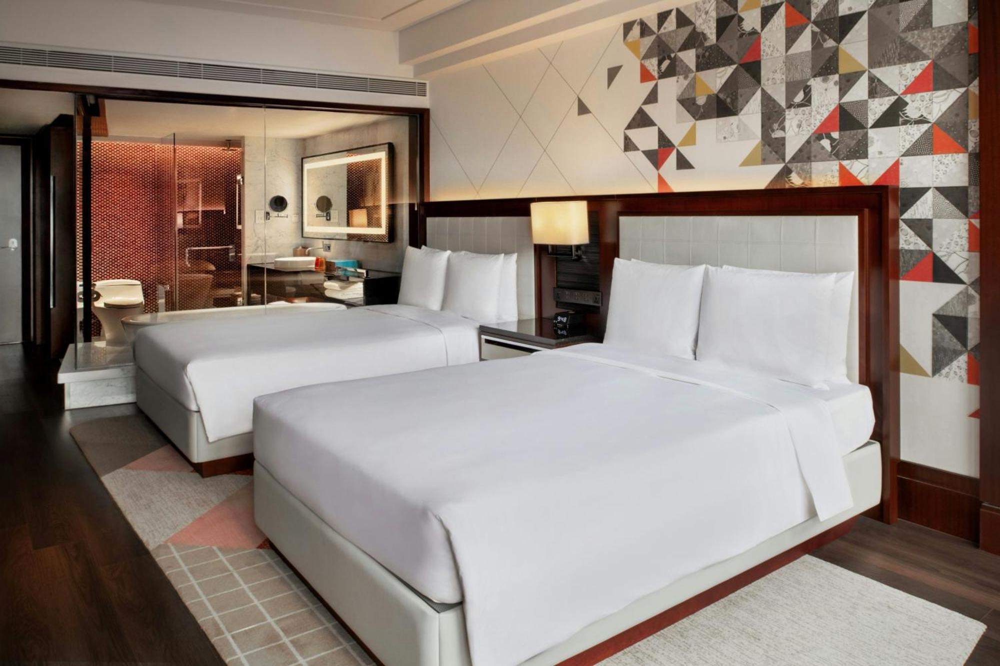 Renaissance Beijing Capital Hotel Экстерьер фото